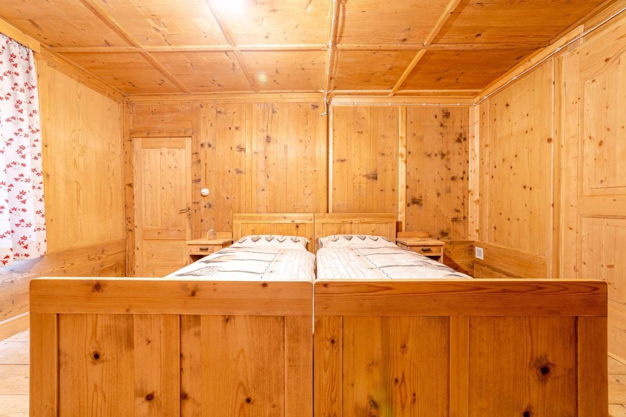 Ospitalita Diffusa Laste Dolomites - Cesa Del Bepo Moro Colle Santa Lucia Exterior photo